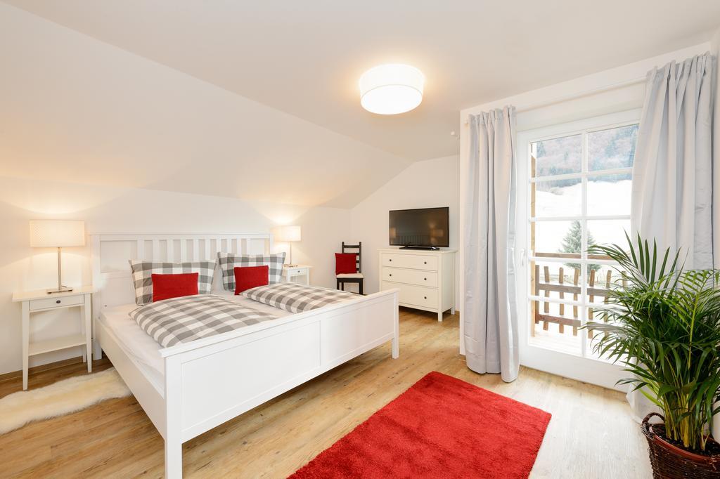 "Viktoria Apartments" - Annehmlichkeiten Von 4-Sterne Familien-Und Wellnesshotel Viktoria Koennen Mitgenutzt Werden Oberstdorf Quarto foto